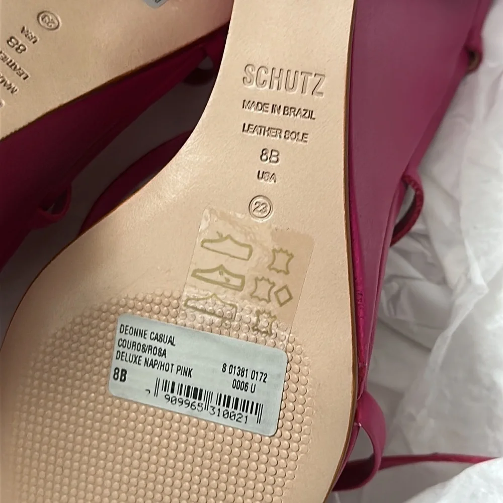 Schutz Deonne Casual Nappa Leather Sandal size 8